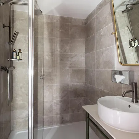 Otel Les Rives Oceanik 4*